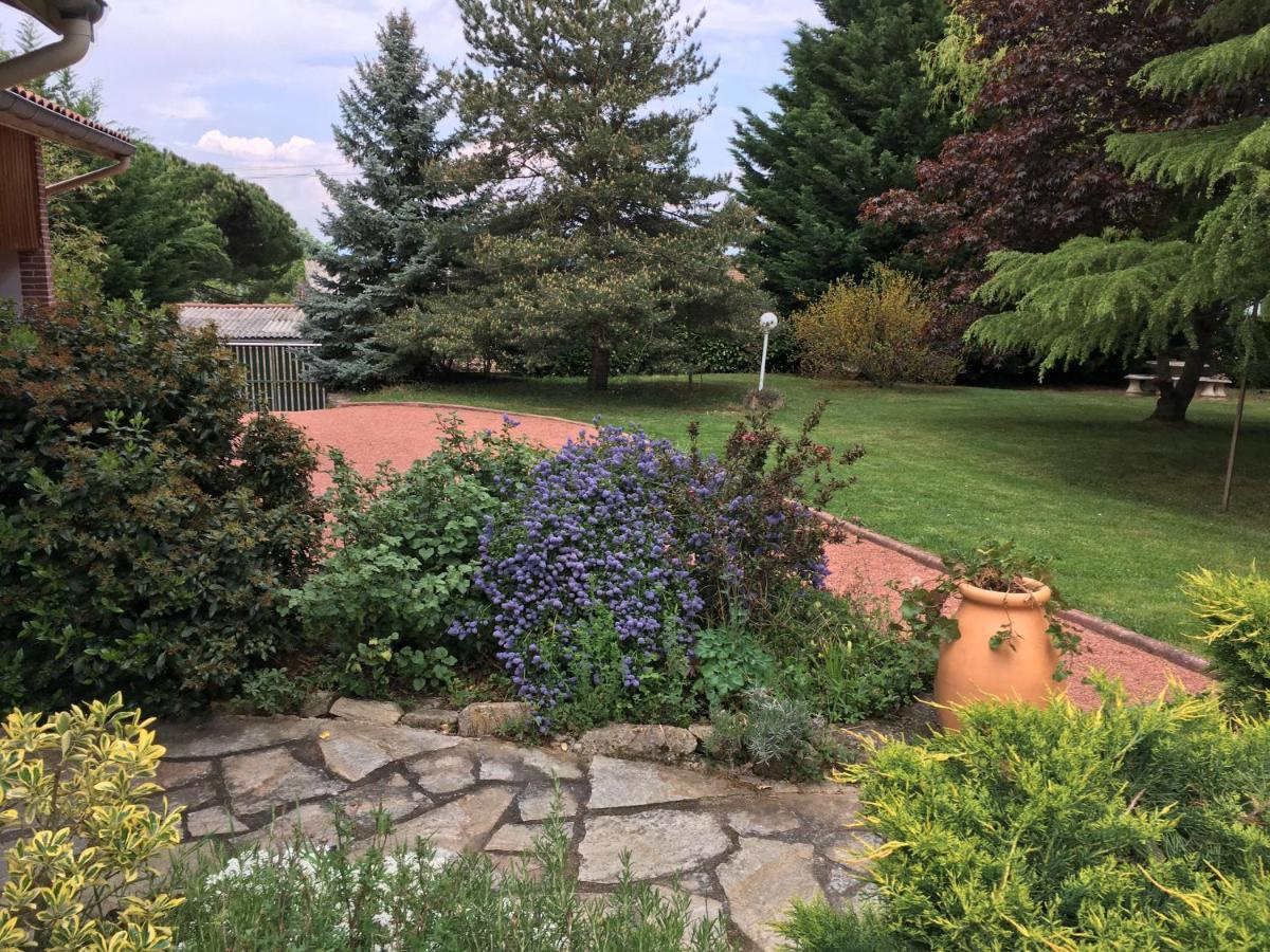 Bed and Breakfast Erable Pourpre Saint-Georges-Haute-Ville Экстерьер фото
